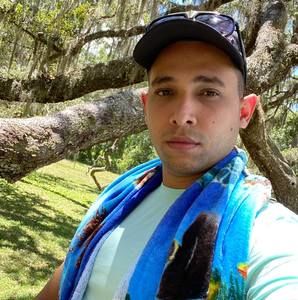 Meet your Posher, Edilberto